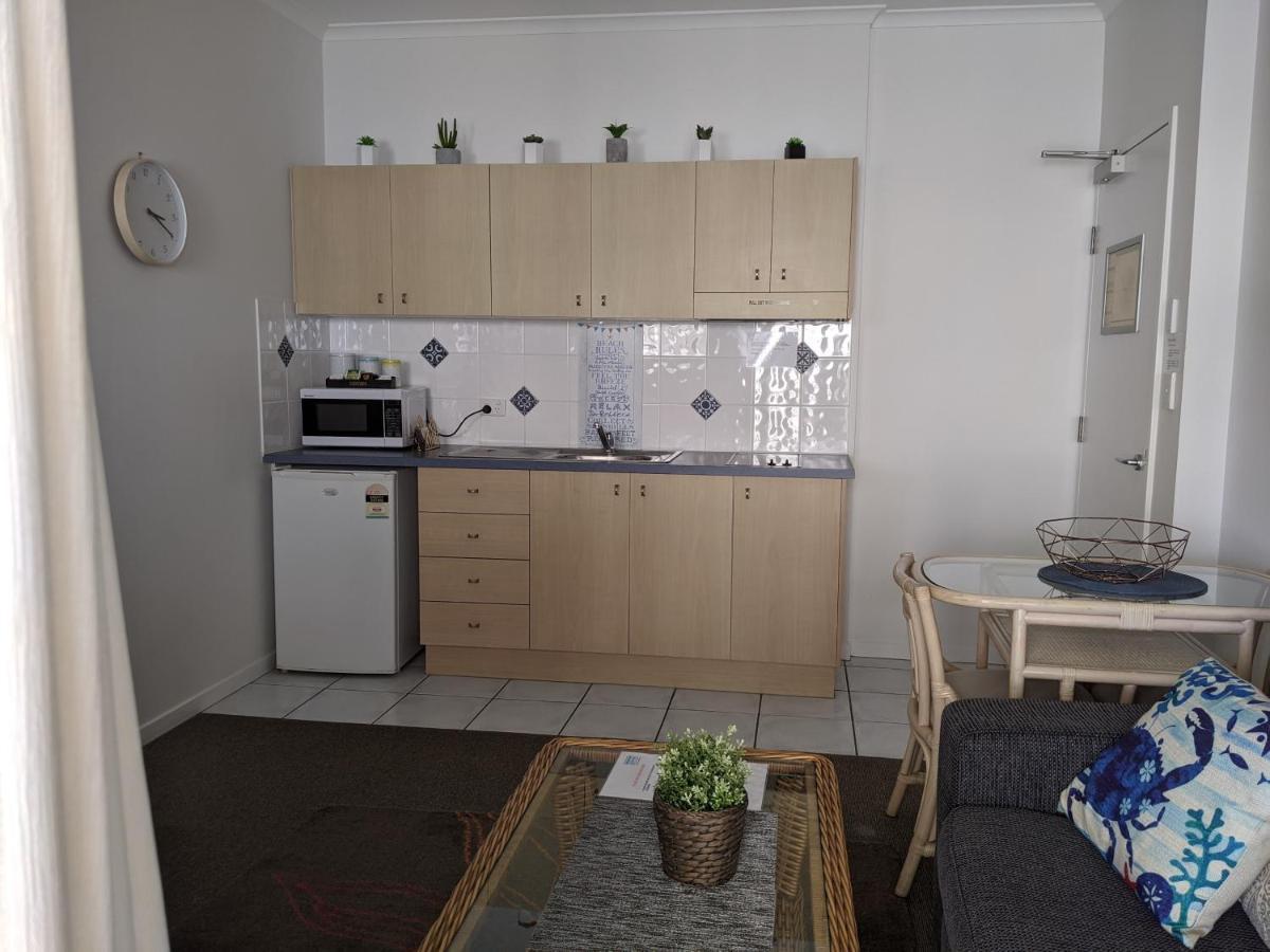 Moorings Beach Resort Caloundra Ngoại thất bức ảnh