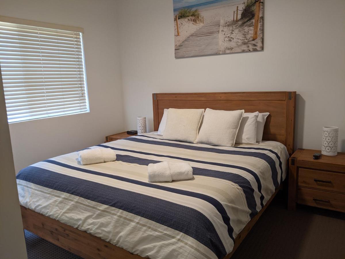 Moorings Beach Resort Caloundra Ngoại thất bức ảnh
