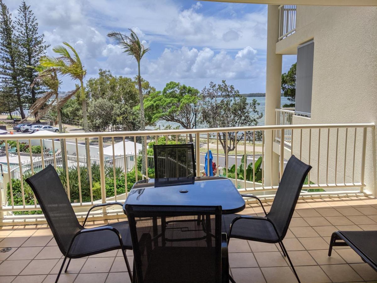 Moorings Beach Resort Caloundra Ngoại thất bức ảnh