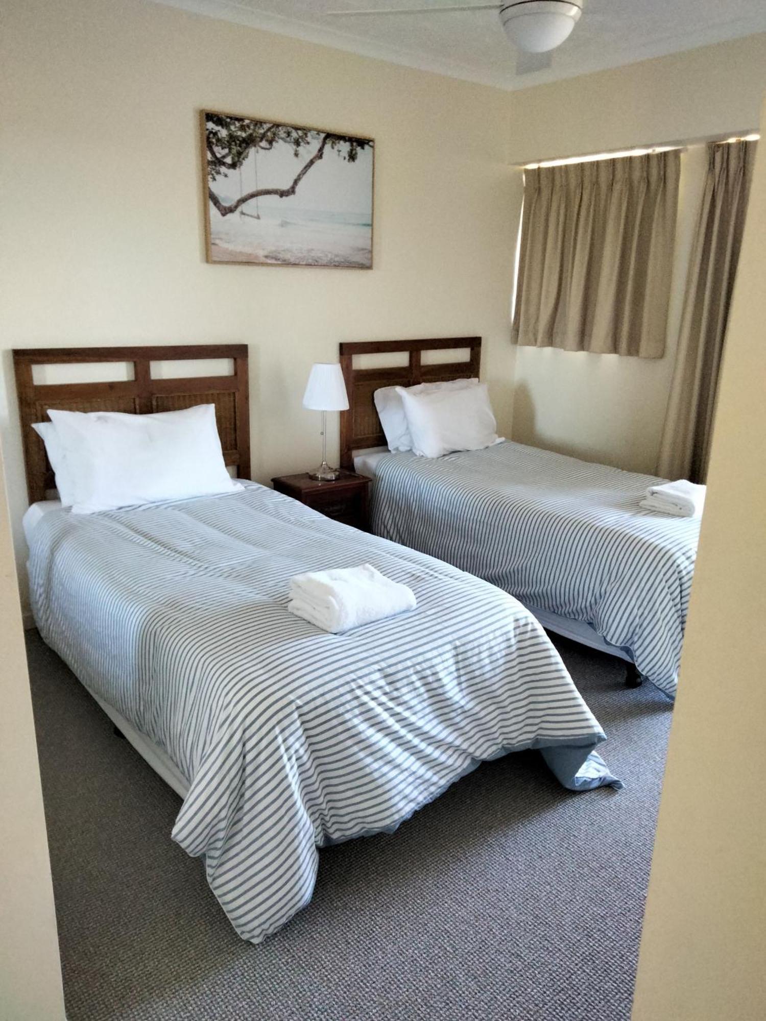Moorings Beach Resort Caloundra Ngoại thất bức ảnh