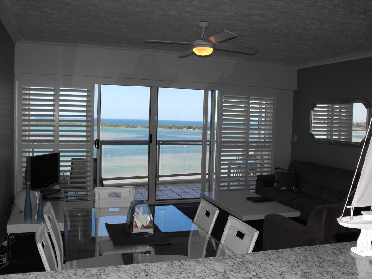 Moorings Beach Resort Caloundra Ngoại thất bức ảnh