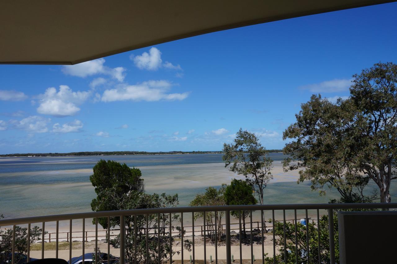 Moorings Beach Resort Caloundra Ngoại thất bức ảnh