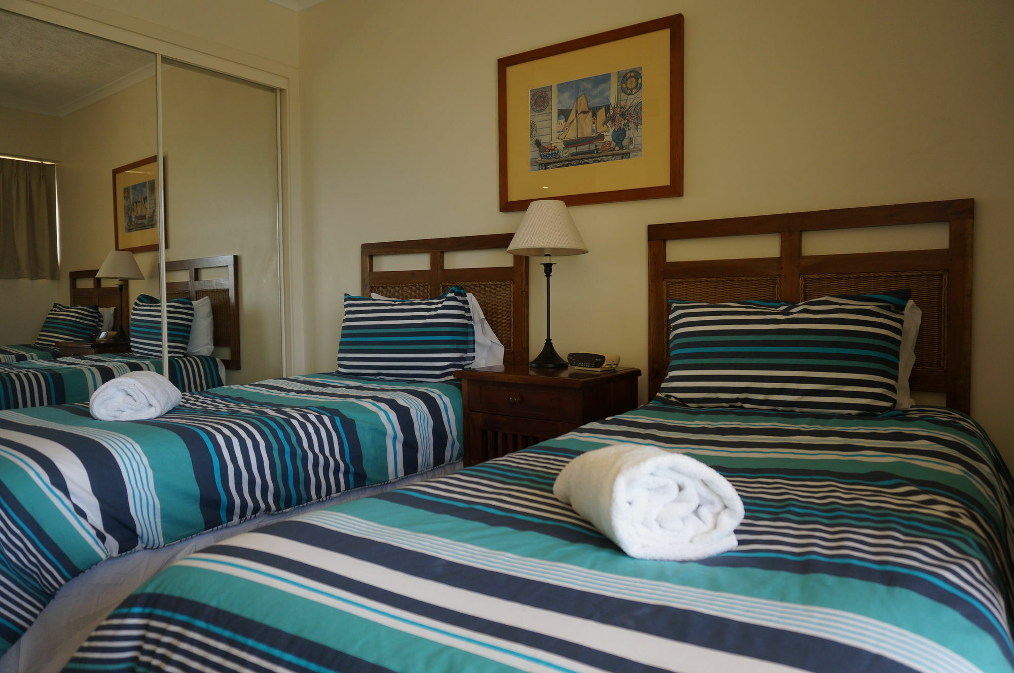 Moorings Beach Resort Caloundra Ngoại thất bức ảnh
